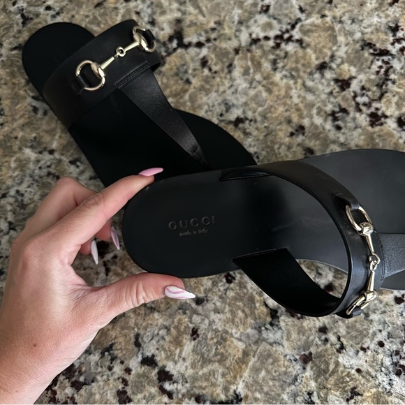 Gucci Black Sandals with Silver Accents - Picture 2 of 4